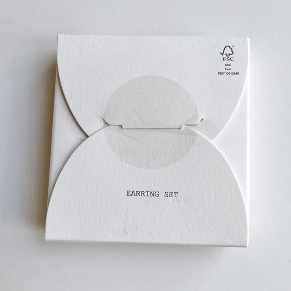 Madewell Cosmic Mismatched Earring Set - Picture 9 of 9